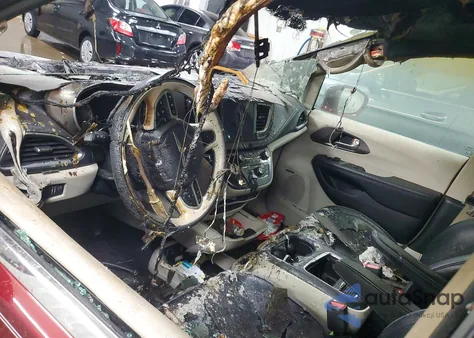 2018 Chrysler Pacifica Limited из США, поврежденный, VIN 2C4RC1GG0JR117799